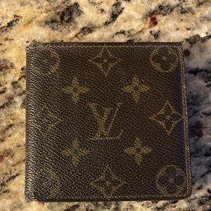 LV men wallet